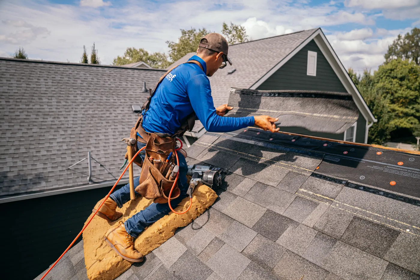 Manufacturer-certified roof installation in Royal Run